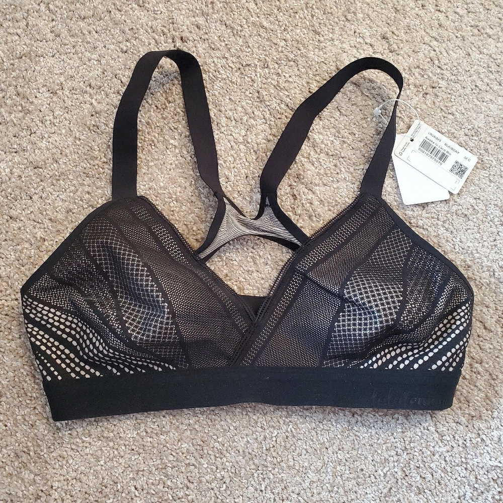 Lululemon 32c bra